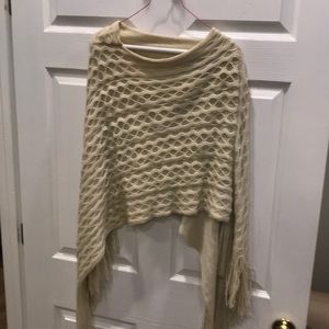 Short poncho